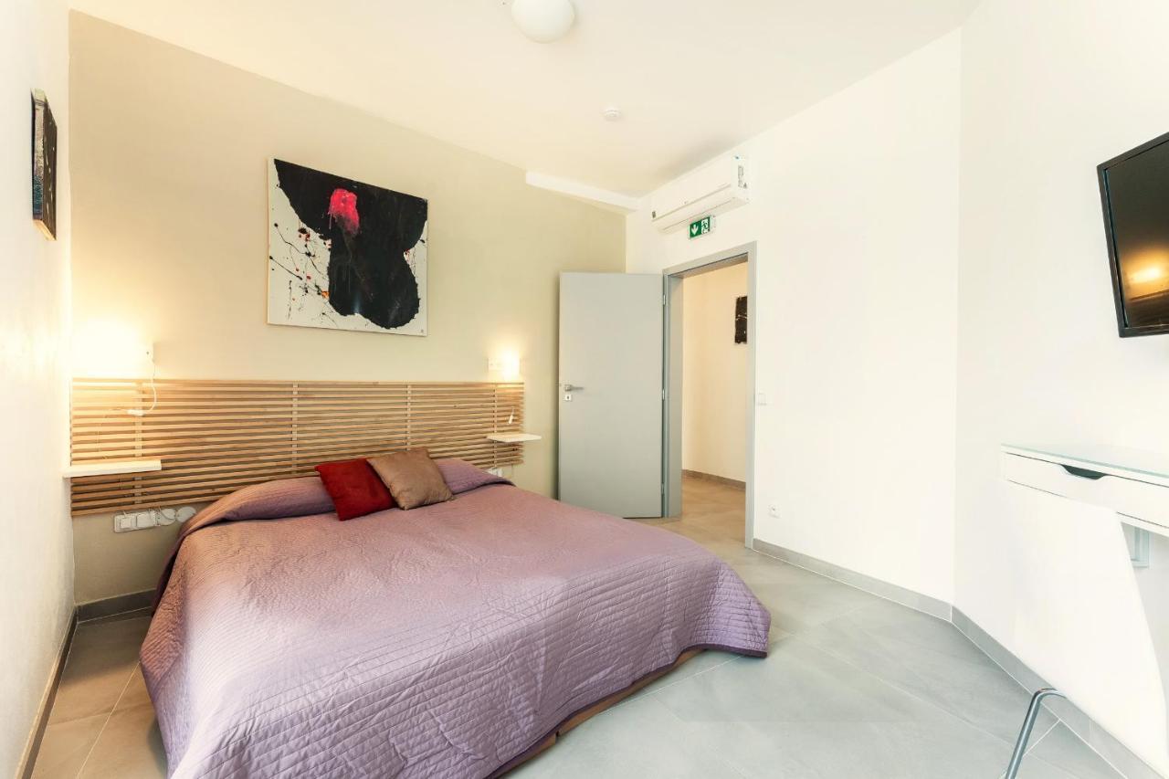 Vincanto Rooms Old Town Praha Bagian luar foto