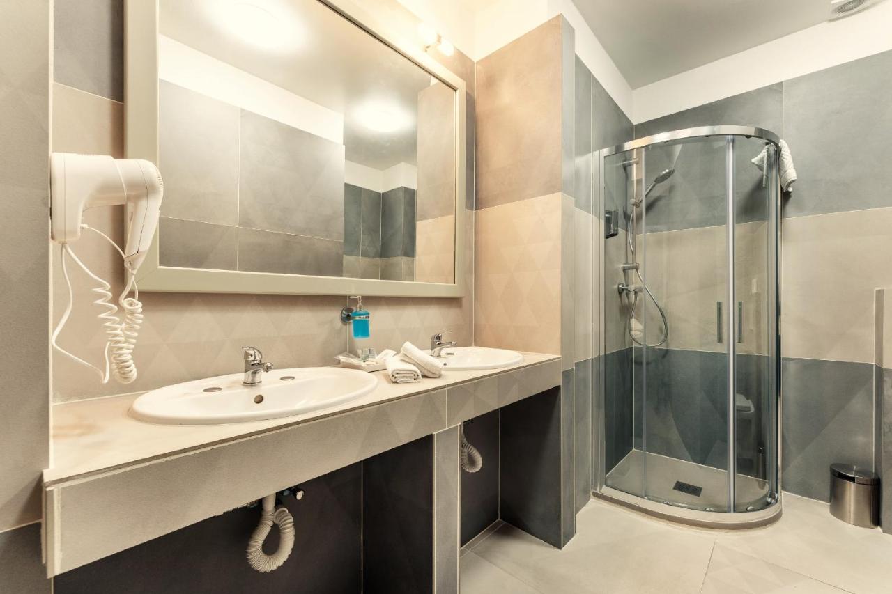 Vincanto Rooms Old Town Praha Bagian luar foto